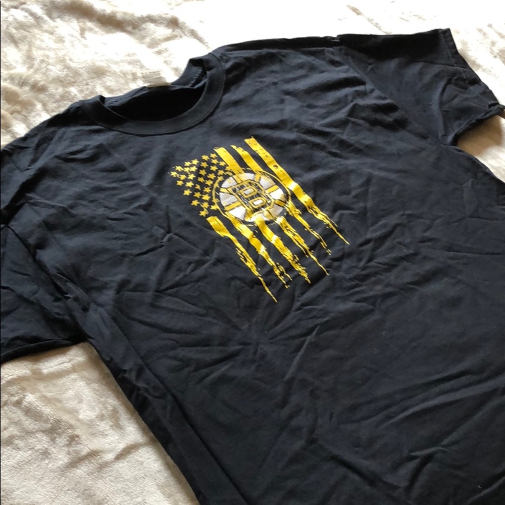 💋Boston Bruins Black and Gold T-Shirt, Men’s L